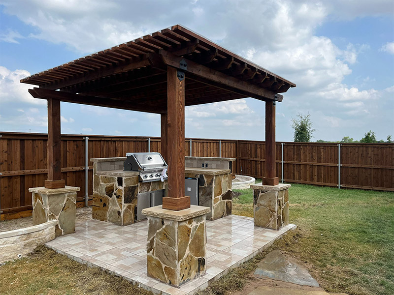 pergola in backyard